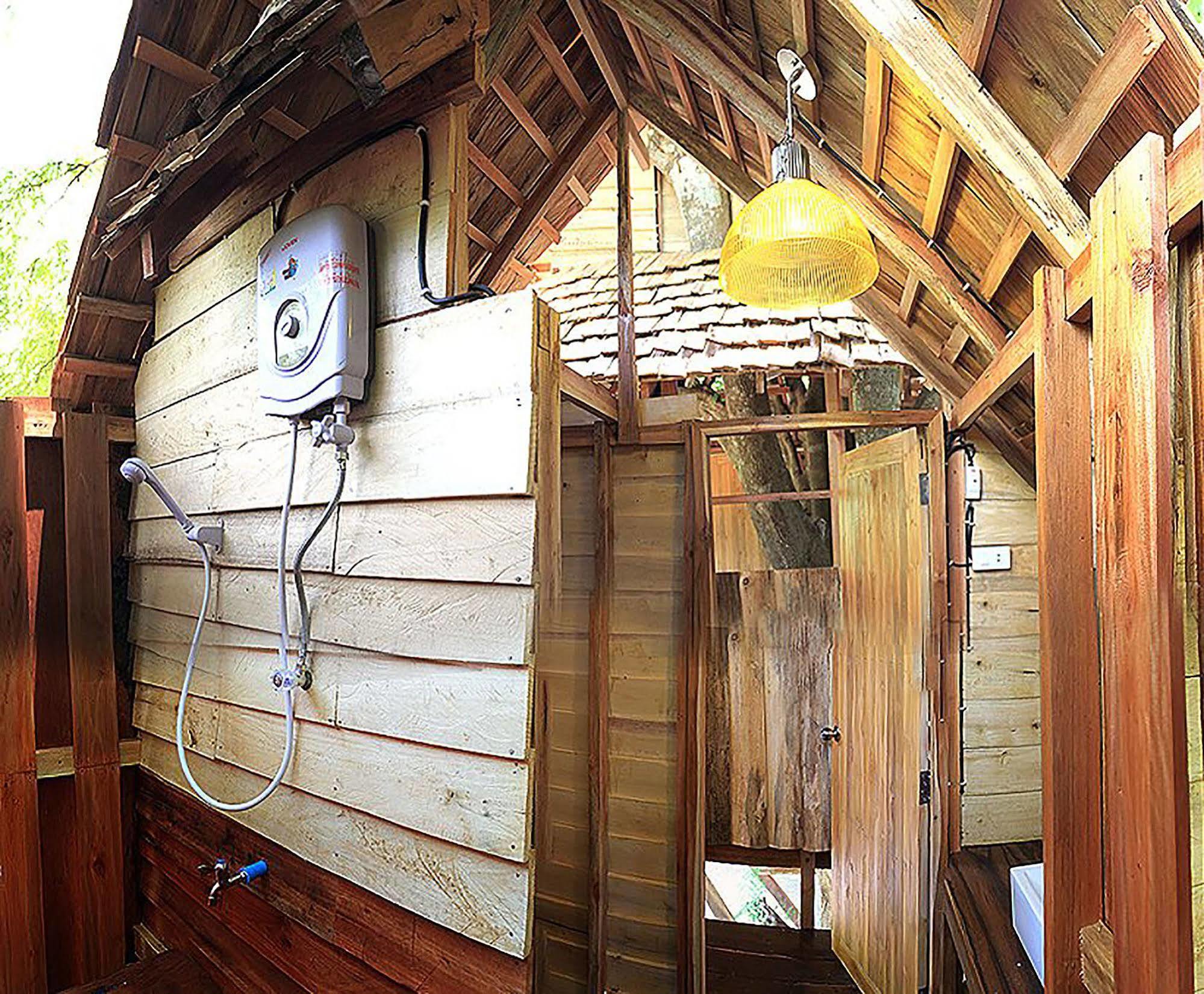 Rabeang Pasak Treehouse Resort Chiang Mai Exterior foto