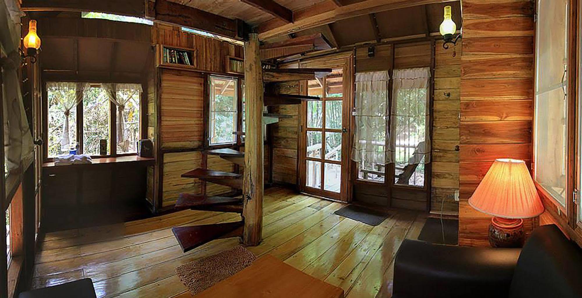 Rabeang Pasak Treehouse Resort Chiang Mai Exterior foto